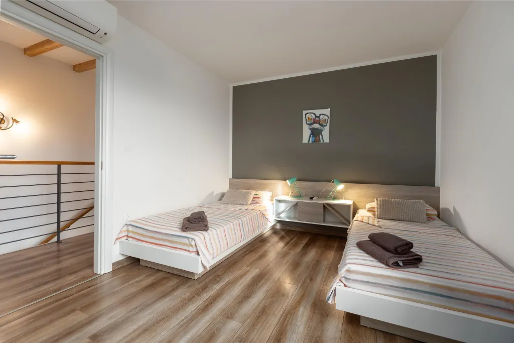 4-Bedroom Villa with Heated Pool near Pula