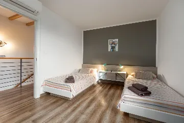 4-Bedroom Villa with Heated Pool near Pula