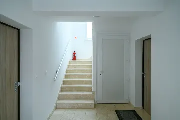 Pula Apartment for 5 Guests with Balcony