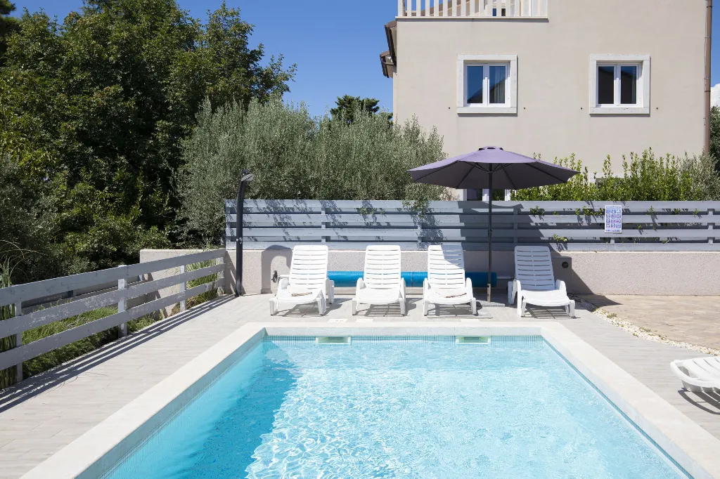 Villa in Premantura for 16 Guests with Private Pool