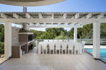 Villa in Premantura for 16 Guests with Private Pool