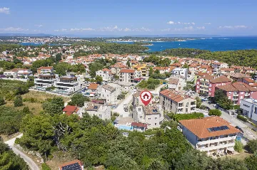 Villa in Premantura for 16 Guests with Private Pool