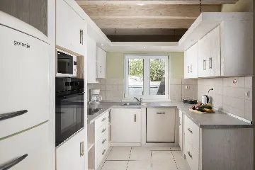 Villa in Premantura for 16 Guests with Private Pool