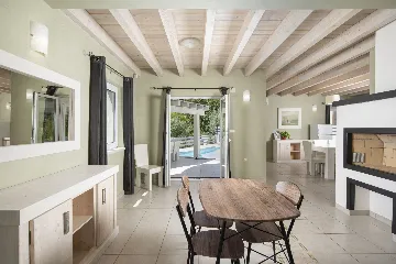 Villa in Premantura for 16 Guests with Private Pool