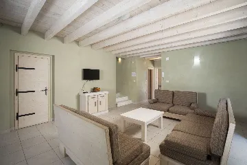 Villa in Premantura for 16 Guests with Private Pool