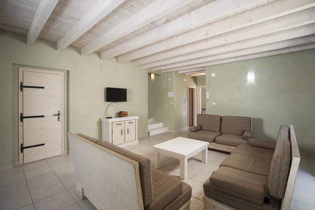 Villa in Premantura for 16 Guests with Private Pool
