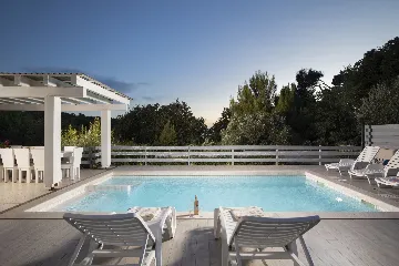 Villa in Premantura for 16 Guests with Private Pool