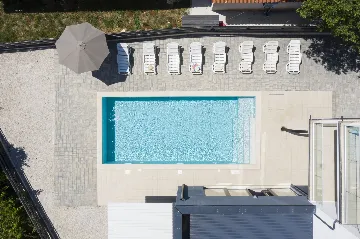 Pula Villa for 12 Guests with Pool & Sauna