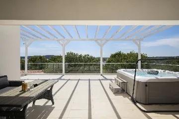 Pula Villa for 12 Guests with Pool & Sauna