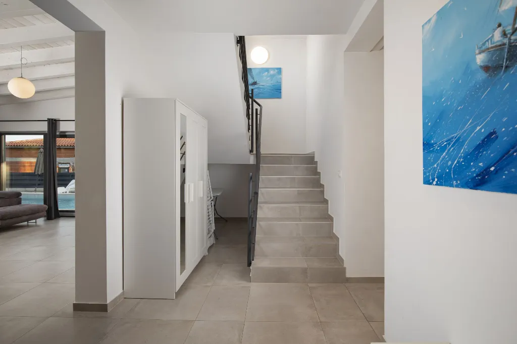 Pula Villa for 12 Guests with Pool & Sauna