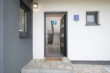 Pula Villa for 12 Guests with Pool & Sauna