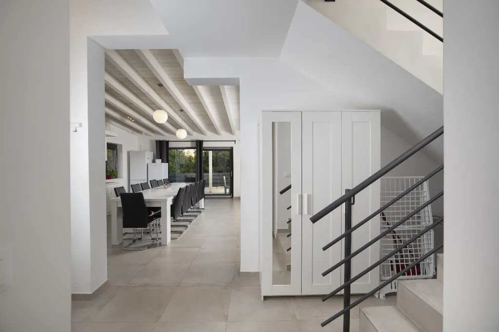 Pula Villa for 12 Guests with Pool & Sauna