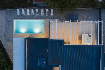 Pula Villa for 12 Guests with Pool & Sauna