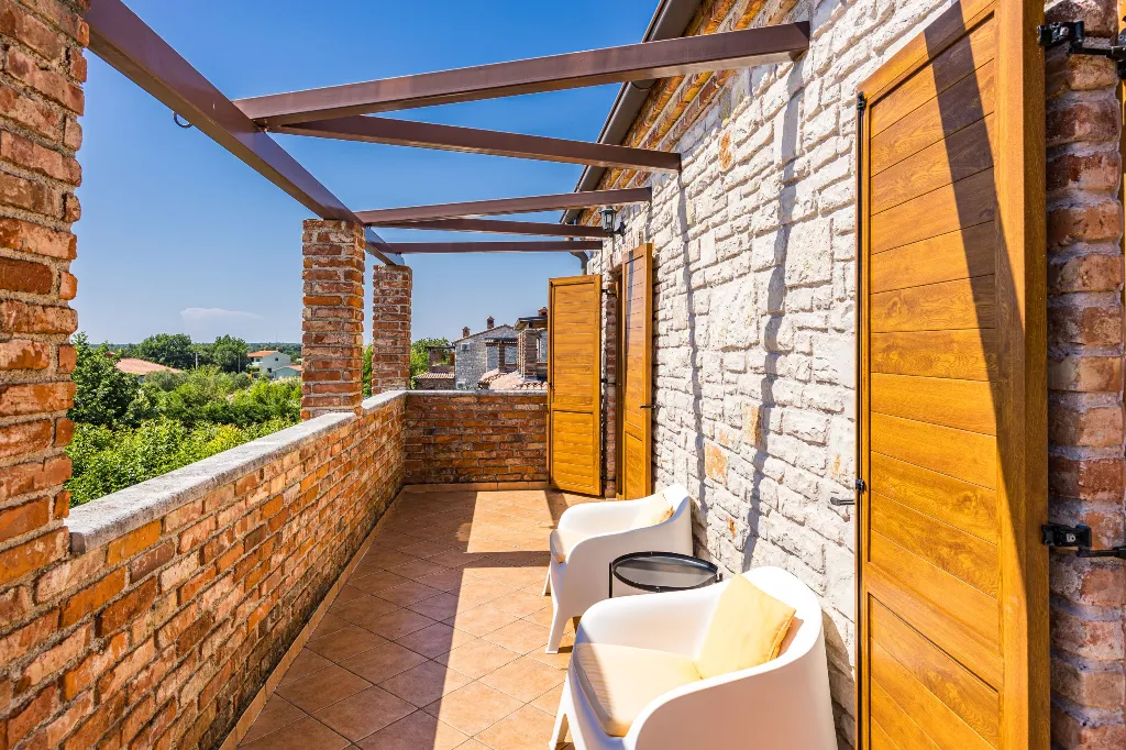 4-Bedroom Villa in Svetvinčenat for 8 Guests