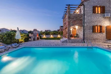 4-Bedroom Villa in Svetvinčenat with Private Pool