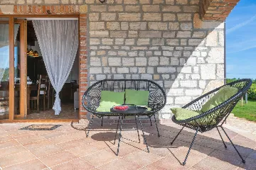 4-Bedroom Villa in Svetvinčenat with Private Pool