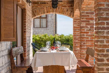 4-Bedroom Villa in Svetvinčenat with Private Pool