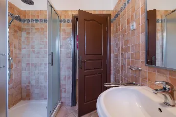 4-Bedroom Villa in Svetvinčenat with Private Pool