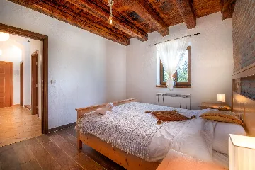 4-Bedroom Villa in Svetvinčenat with Private Pool