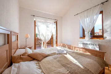 4-Bedroom Villa in Svetvinčenat with Private Pool