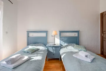 4-Bedroom Villa in Svetvinčenat with Private Pool