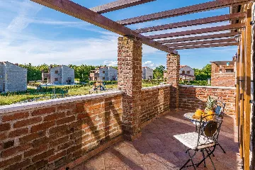 4-Bedroom Villa in Svetvinčenat with Private Pool