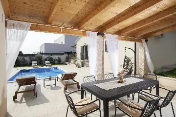 3-Bedroom Villa in Pula with Private Pool