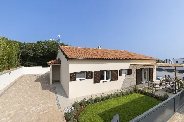 3-Bedroom Villa in Pula with Private Pool