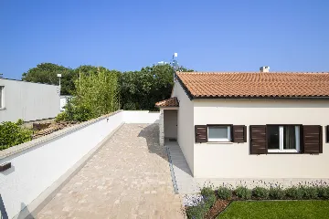 3-Bedroom Villa in Pula with Private Pool