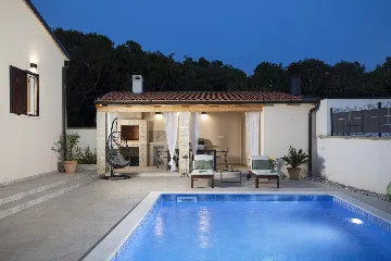 3-Bedroom Villa in Pula with Private Pool