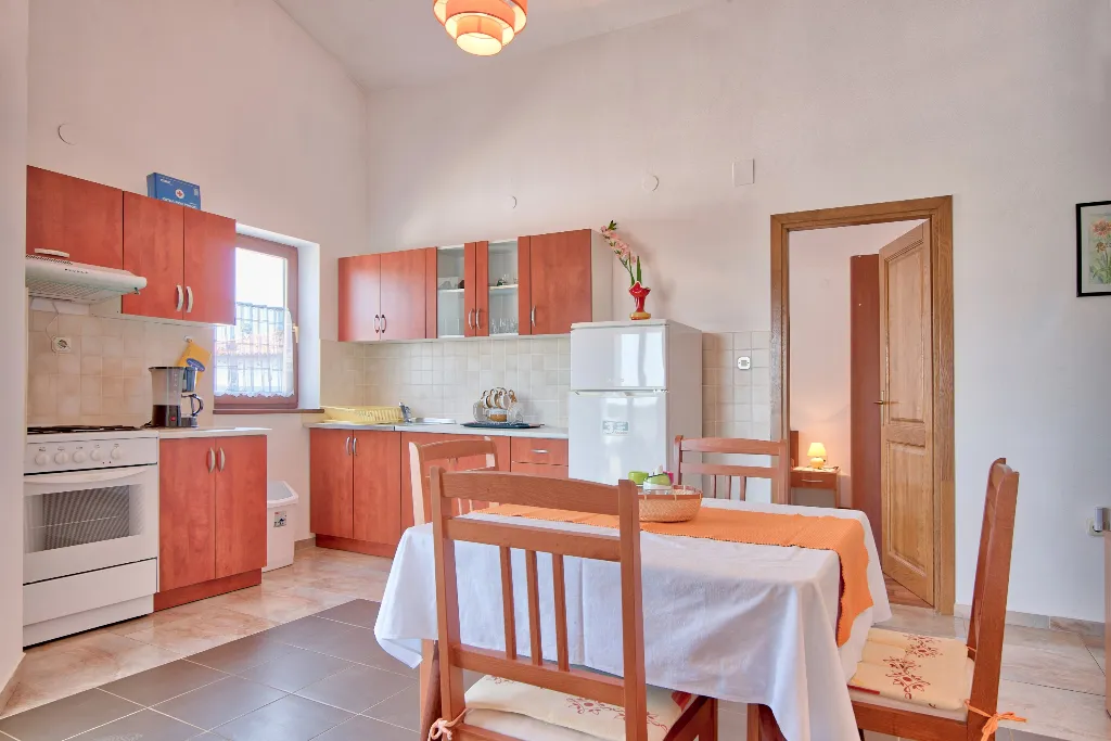 Valbandon 1-Bedroom Apartment for 4 Guests