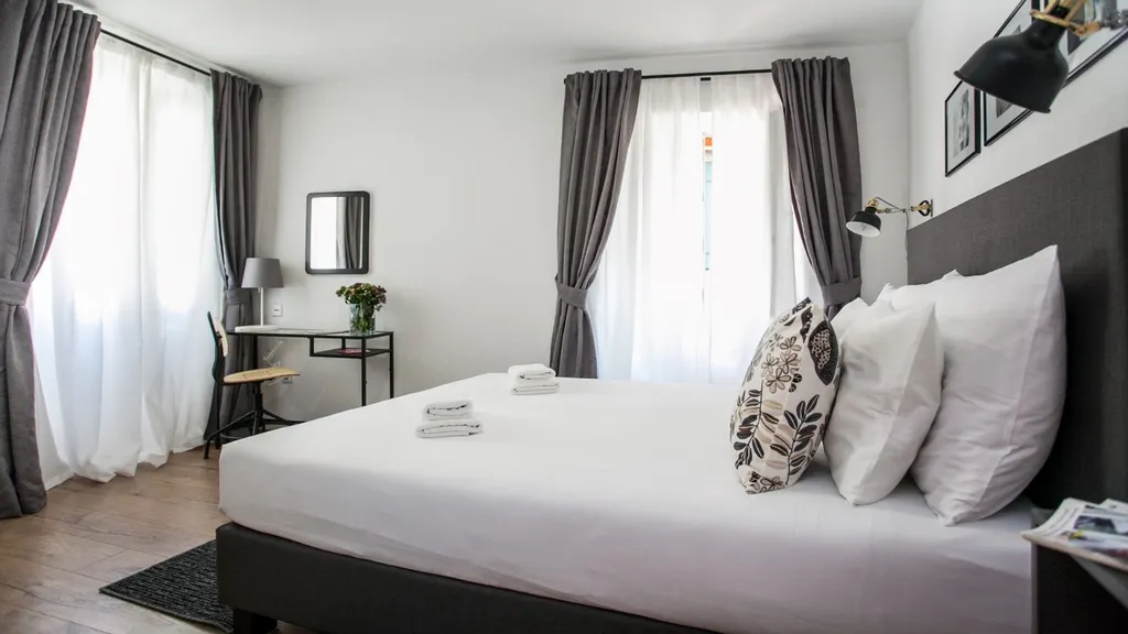 Double Room Guest House in Trogir Old Town