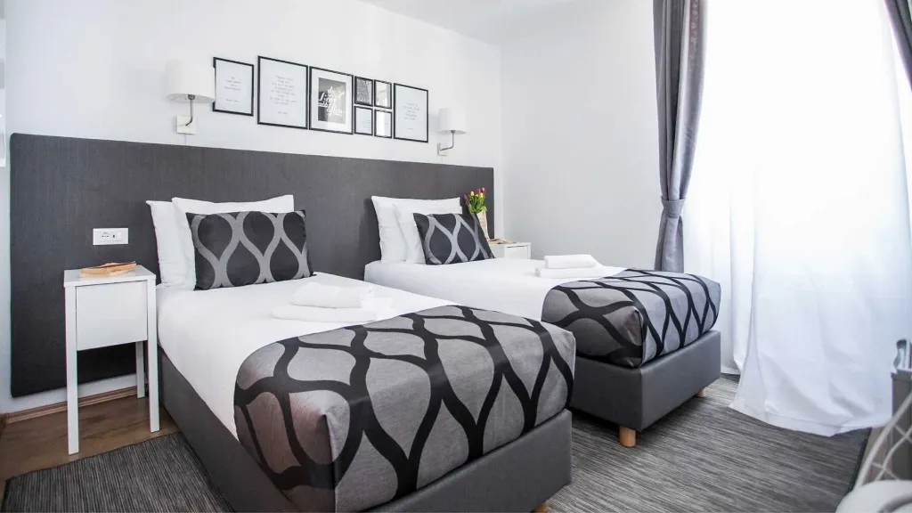 Double Room Guest House in Trogir Old Town