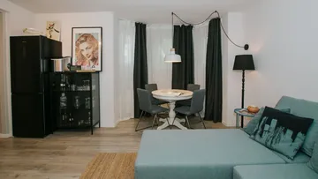 Zagreb 1-Bedroom Apartment for 2 Guests
