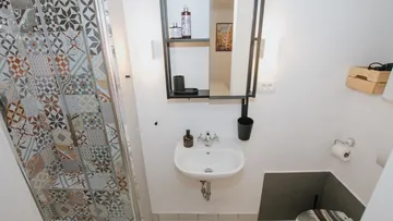 Zagreb 1-Bedroom Apartment for 2 Guests