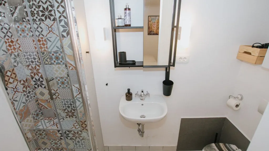 Zagreb 1-Bedroom Apartment for 2 Guests