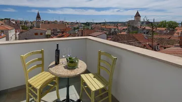 Trogir Old Town Guest House Apartment for 4