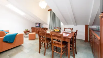 Trogir Old Town Guest House Apartment for 4