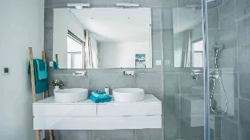 Villa with Private Pool in Okrug Gornji