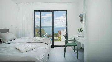 Villa with Private Pool in Okrug Gornji