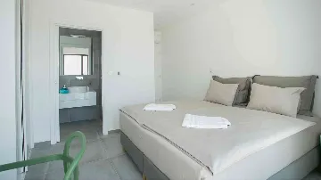 Villa with Private Pool in Okrug Gornji