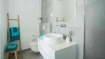 Villa with Private Pool in Okrug Gornji