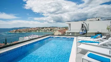 Villa with Private Pool in Okrug Gornji