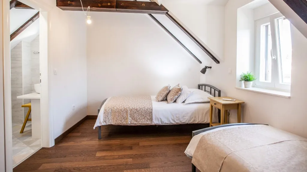3-Bed Townhouse in Trogir for 8 with Terrace