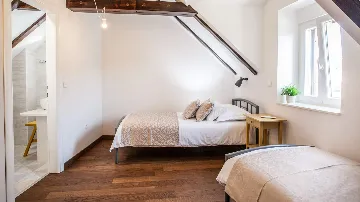 3-Bed Townhouse in Trogir for 8 with Terrace