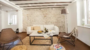 3-Bed Townhouse in Trogir for 8 with Terrace