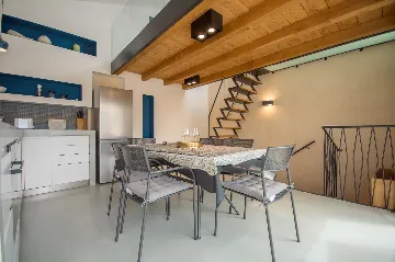 Trogir Townhouse with 3 Bedrooms for 6 Guests