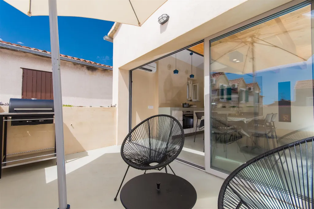 Trogir Townhouse with 3 Bedrooms for 6 Guests