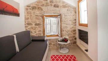 Stone Apartment in Trogir Old Town (Sleeps 4)