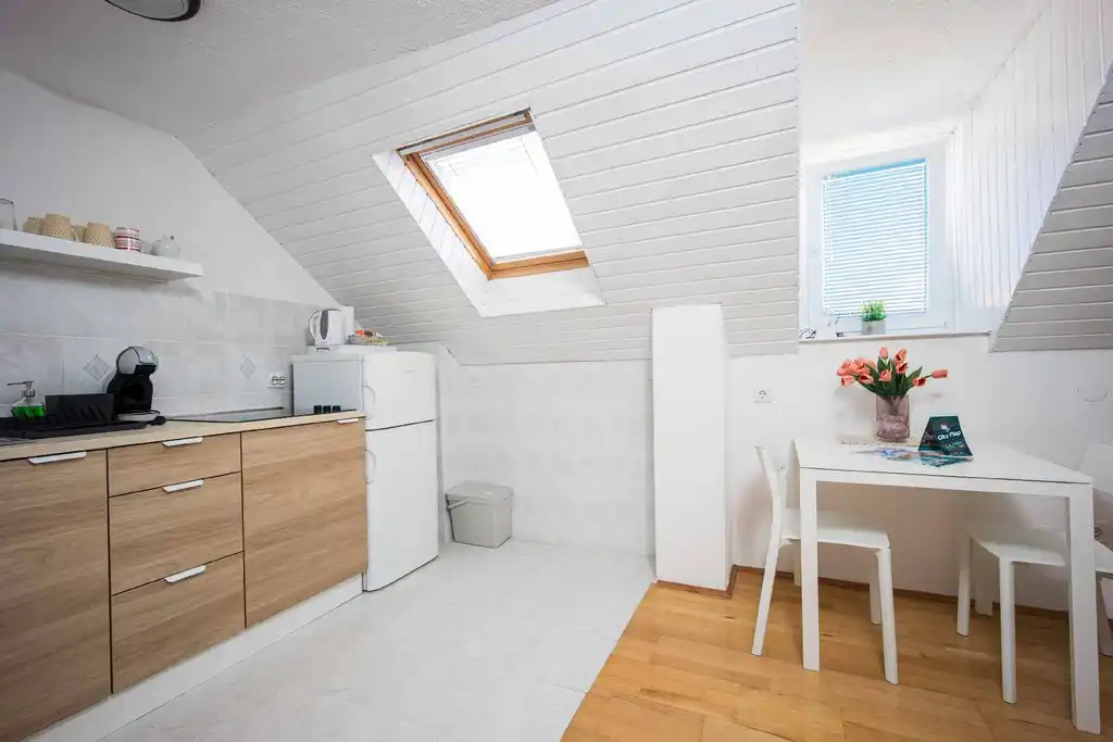 Cozy 1-Bedroom Apartment in Trogir for 2 Guests